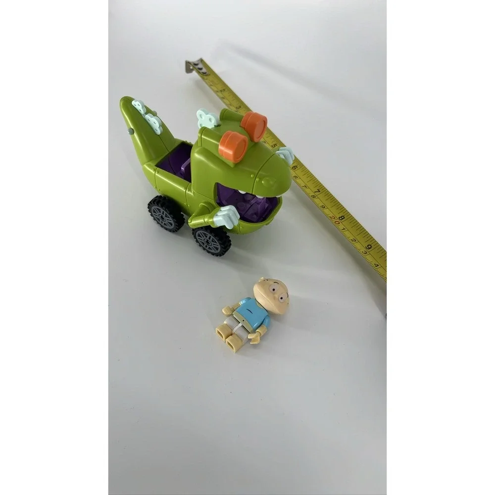 Rugrats Reptar Wagon Snap & Switch Set w/ Tommy